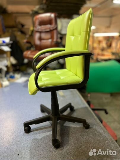 Компьютерное кресло