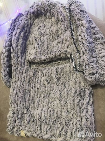 Ализе,подушки,балаклавы,пледы.Цены уточняйте )