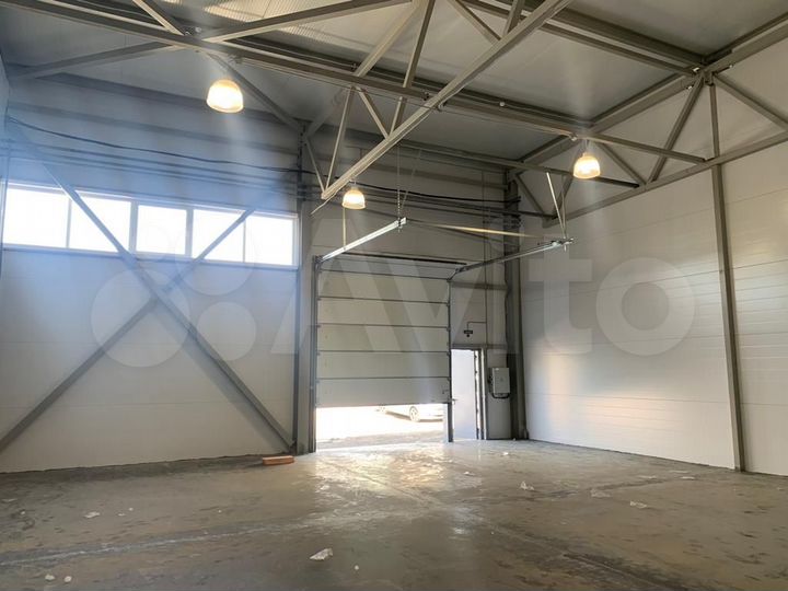 Склад, 216 м²