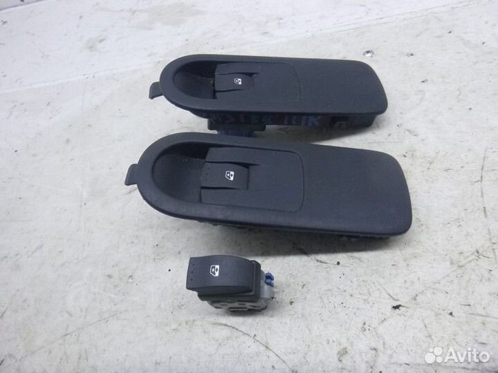 Кнопка стеклоподъемника renault duster 2012