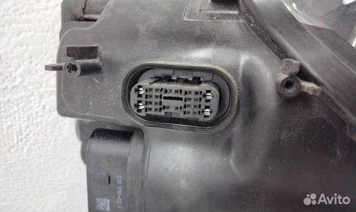 Фара правая Porsche Cayenne