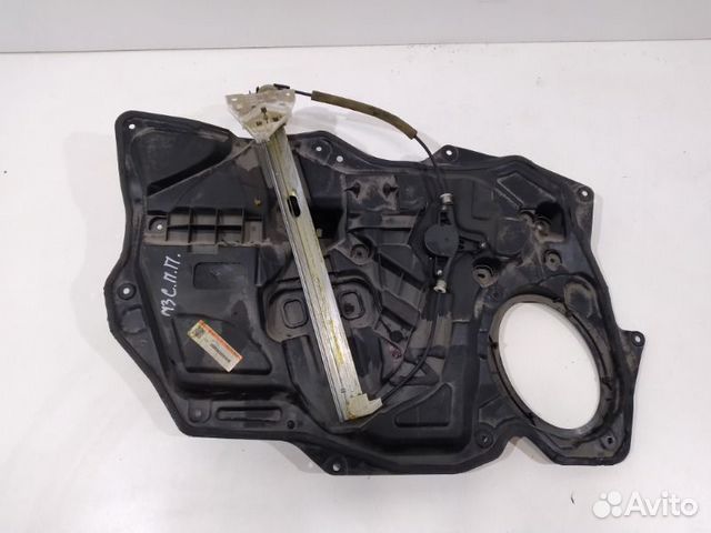 Стеклоподъемник передний правый Mazda 3 BL