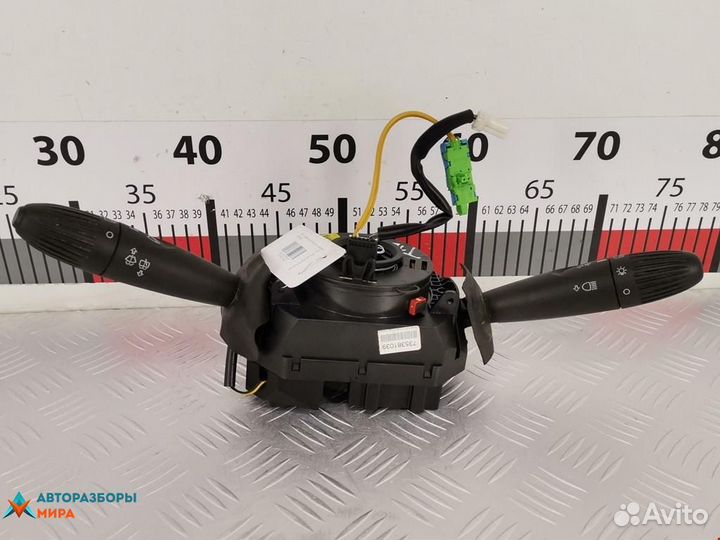 Переключатель подрулевой (стрекоза) Fiat Punto