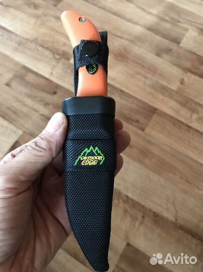 Нож охотничий шкуросъемник