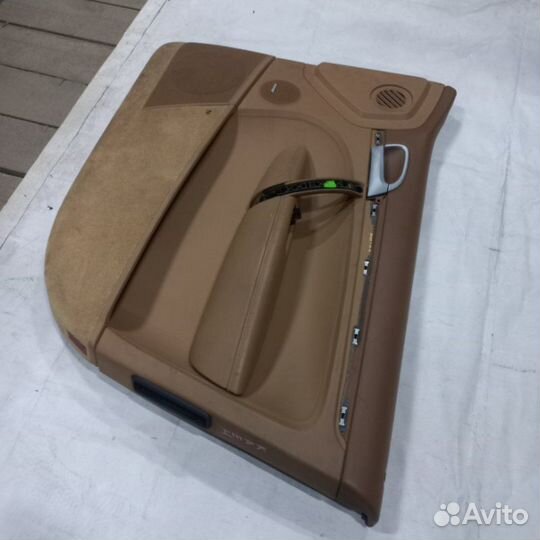 Обшивка двери передняя правая Porsche Cayenne 955