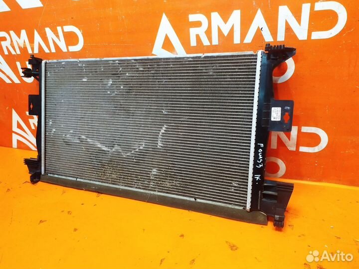 Радиатор двигателя (двс) Ford Focus 3 2011-2019