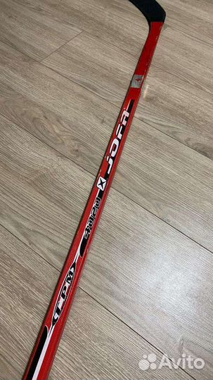 Клюшка хоккейная