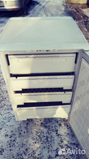 Морозильная камера Бирюса 4 ящика