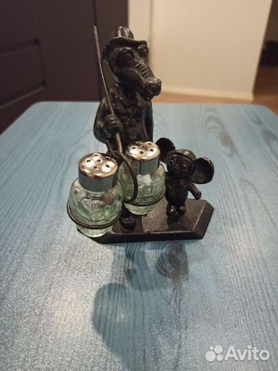 Крокодил Гена и Чебурашка солонка 70е гг