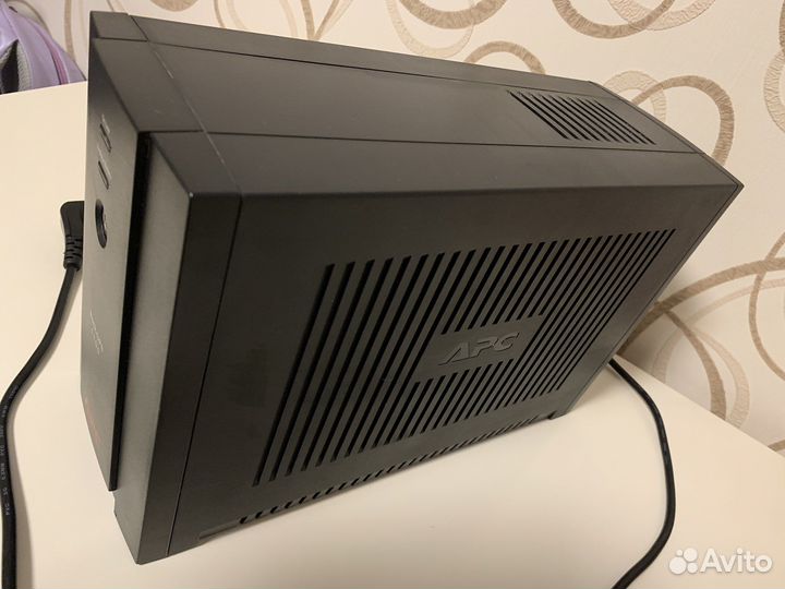 Ибп APC back-UPS 1100