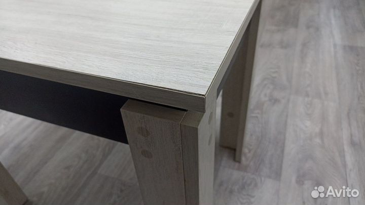 Журнальный стол