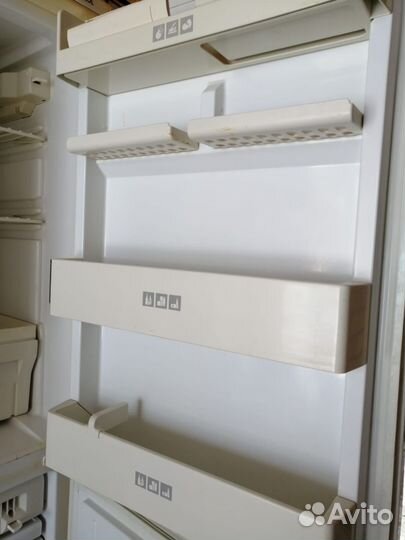 Холодильник Stinol