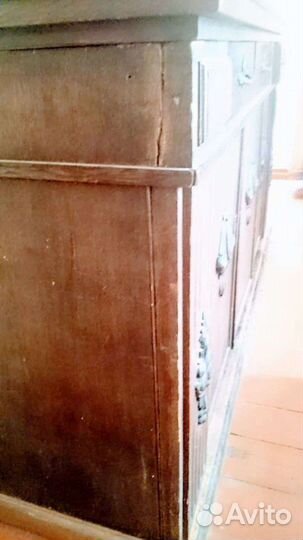 Комод антикварный