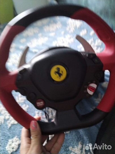 Игровой руль с педалями