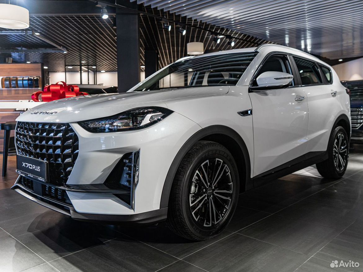 Jetour X70 Plus 1.6 AMT, 2026