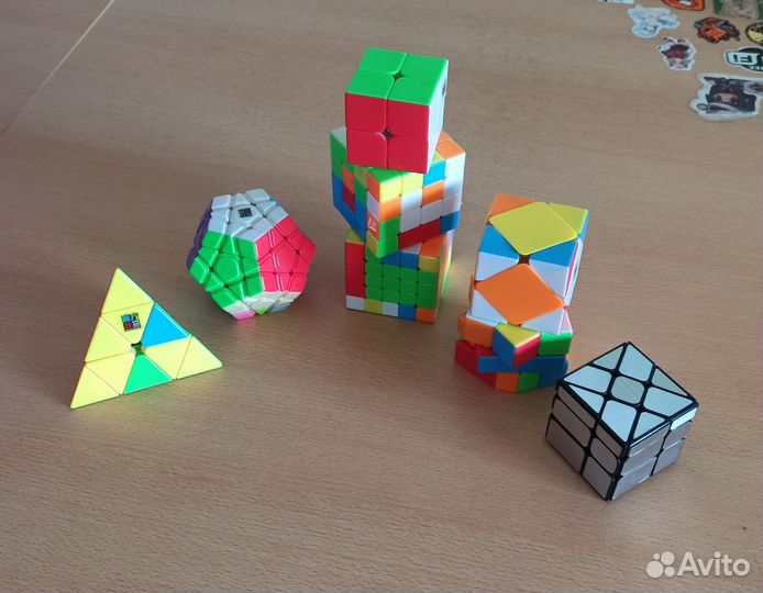 Набор головоломок (кубики рубика и не только)