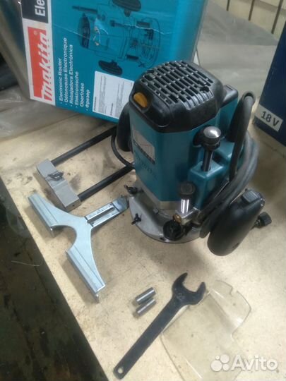 Фрезер makita 3612c