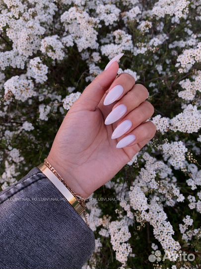 Маникюр педикюр