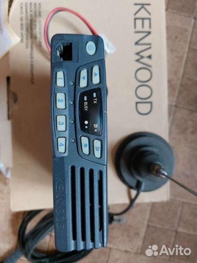 Автомобильная рация с антенной