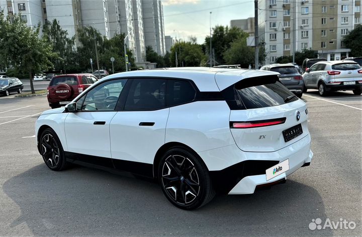BMW iX AT, 2022, 13 000 км