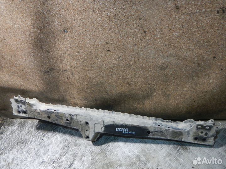 Б/У Балка подрадиаторная, Toyota (Тойота) -avensis