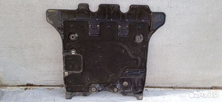 Защита двигателя Land Cruiser 200 2007-2021