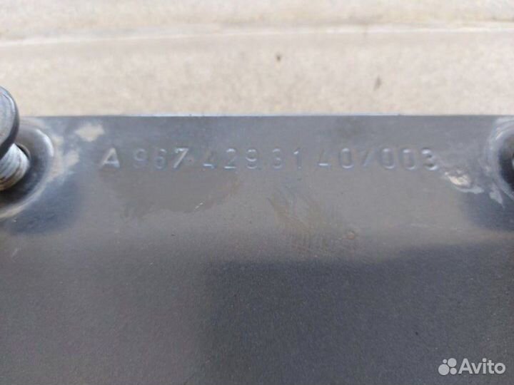 Кронштейн Mercedes-Benz Atego 818 OM934LA 2015