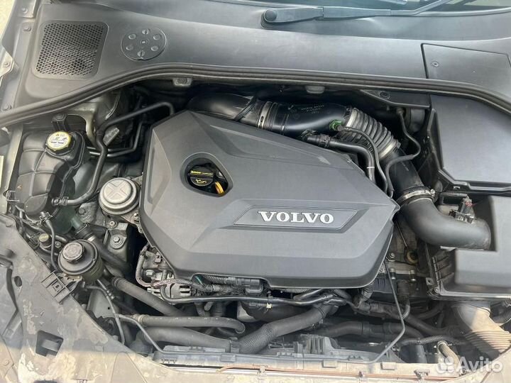 В разборе Volvo S60 (Y20) 2013г. 1,6л. 180 л/с