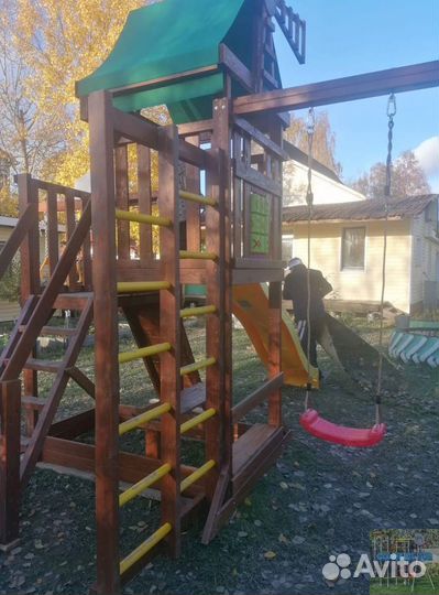 Детская площадка без заноз