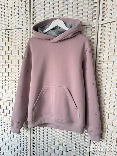 Худи с индивидуальной вышивкой