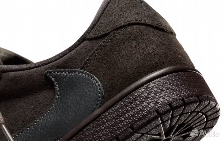 Travis scott x air jordan 1 low og velvet brown