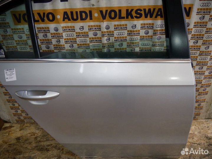 Дверь задняя правая VW Пассат B7 Б7 серебро