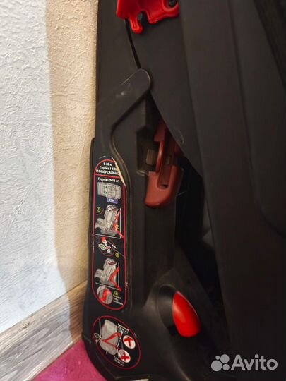 Автомобильное детское кресло от 9 до 36 кг