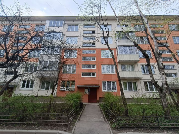 2-к. квартира, 35 м², 2/5 эт.