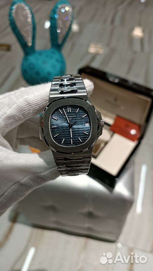 Часы Patek Philippe nautilus