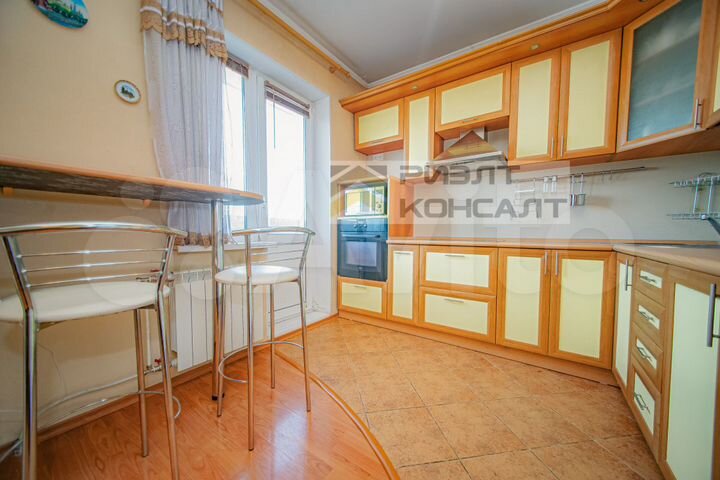 4-к. квартира, 81,4 м², 10/10 эт.