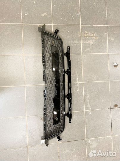 Решетка переднего бампера Range Rover Sport 2021