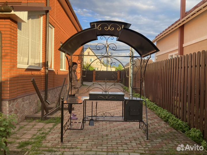 Мангал из стали с крышей