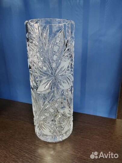 Ваза для цветов хрустальная 30 см