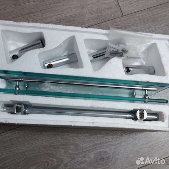 Полка для ванной