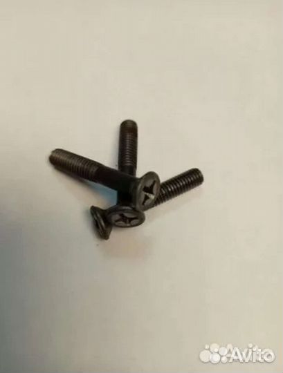 Болты на 8; 10; 17