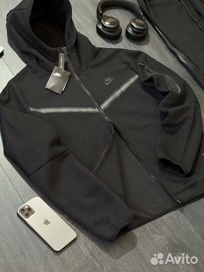 Спортивный костюм мужской nike tech fleece