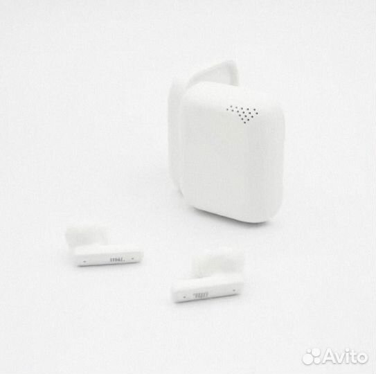 Наушники JBL Tour Pro 4 с интуитивным экраном