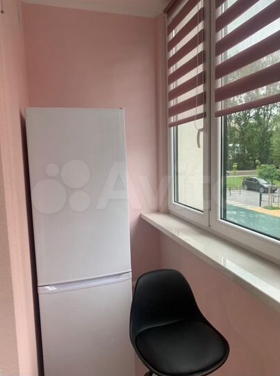 2-к. квартира, 60 м², 1/9 эт.