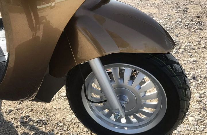 Скутер promax angel 200(50)