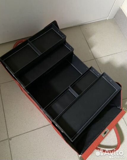 Сумка для мастера маникюра