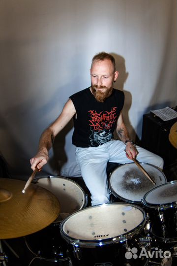 Уроки игры на барабанах Школа музыки Sound Scape