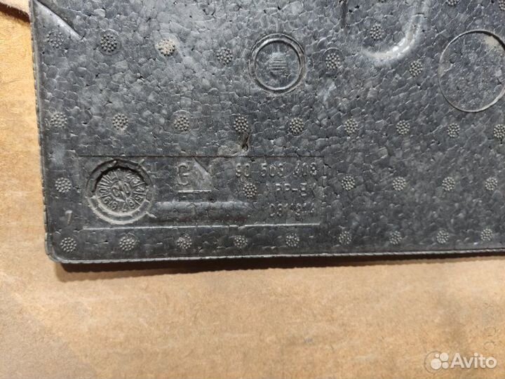 Обшивка боковой двери передняя левая Opel Vectra B