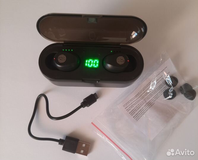 Пауэрбанк, беспроводные наушники