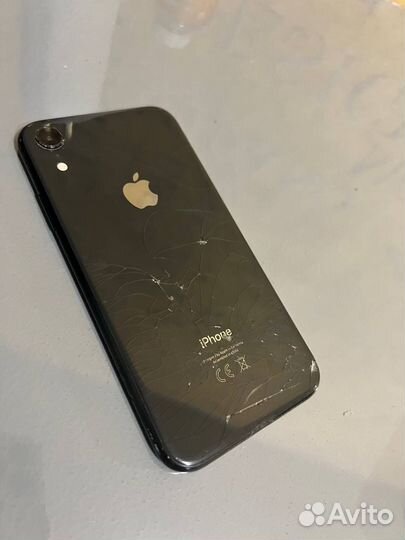 iPhone Xr, 64 ГБ